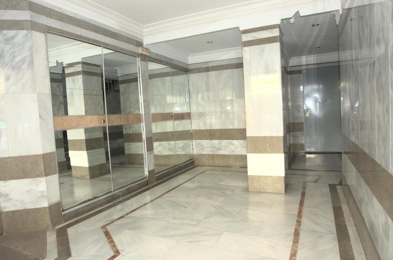 Habitacion En El Corazon Del Centro De Malaga Bagian luar foto