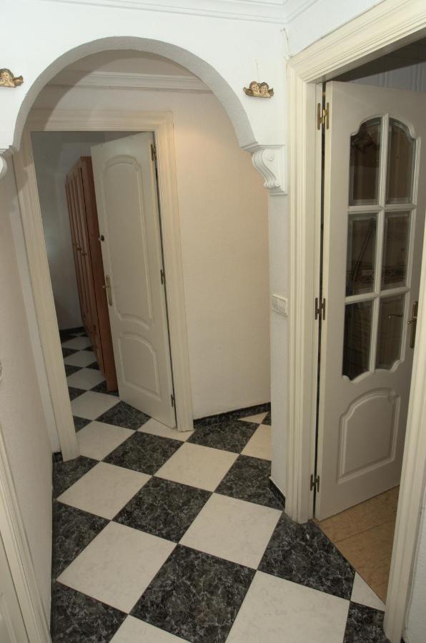 Habitacion En El Corazon Del Centro De Malaga Bagian luar foto